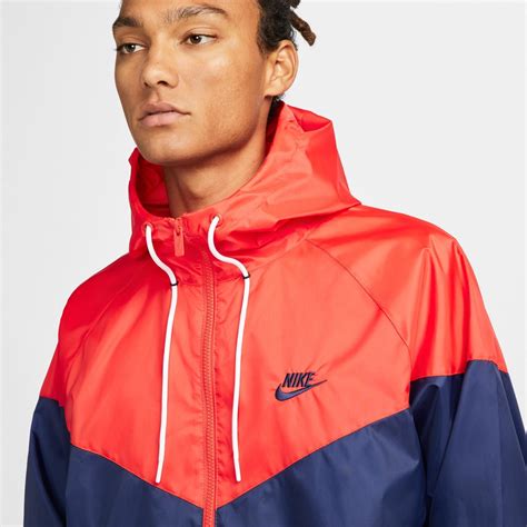 nike windrunner jacket waterproof